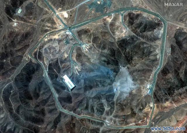 爆炸后的福尔谈地下核要领 麦克萨科技公司卫星图像